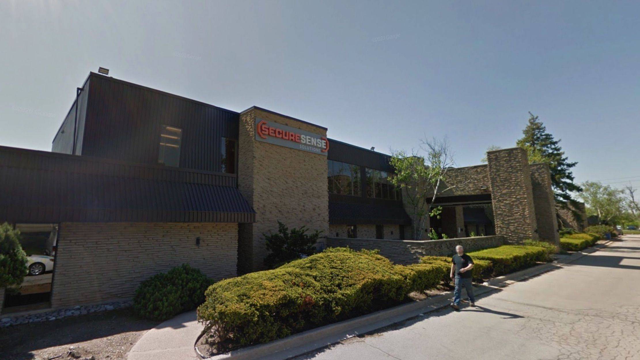 Burlington, ON L7L 5P2,5230 South Service RD #207