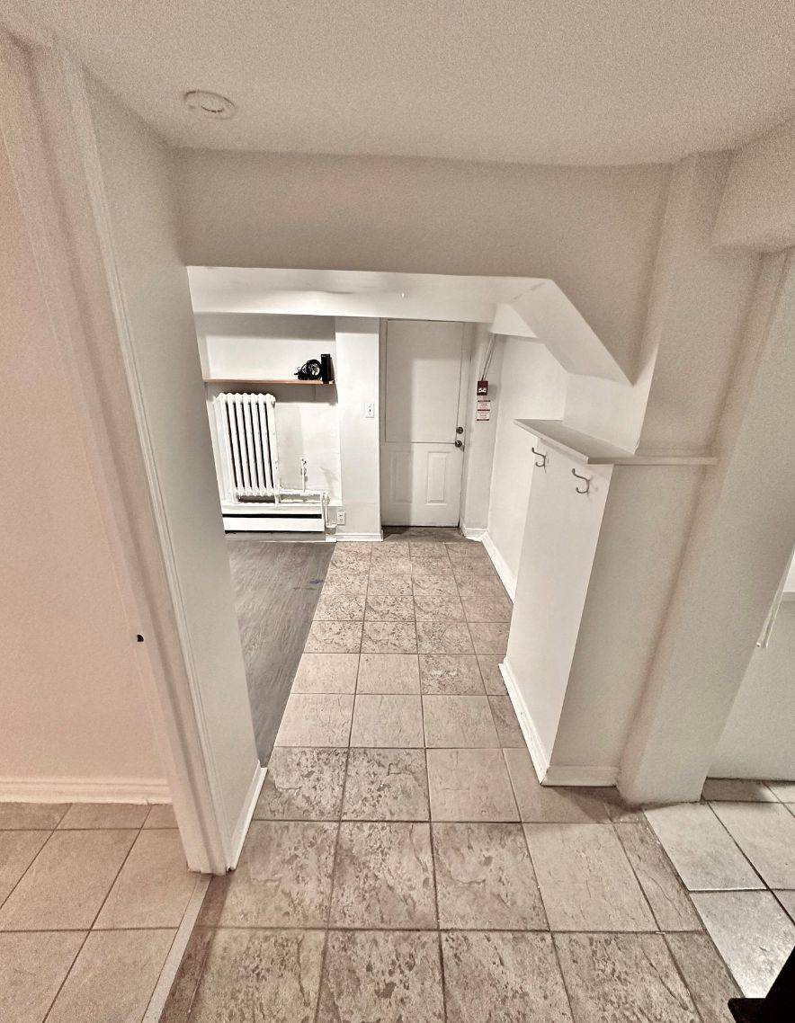 Toronto W01, ON M6K 2L2,60 Brock AVE #B2