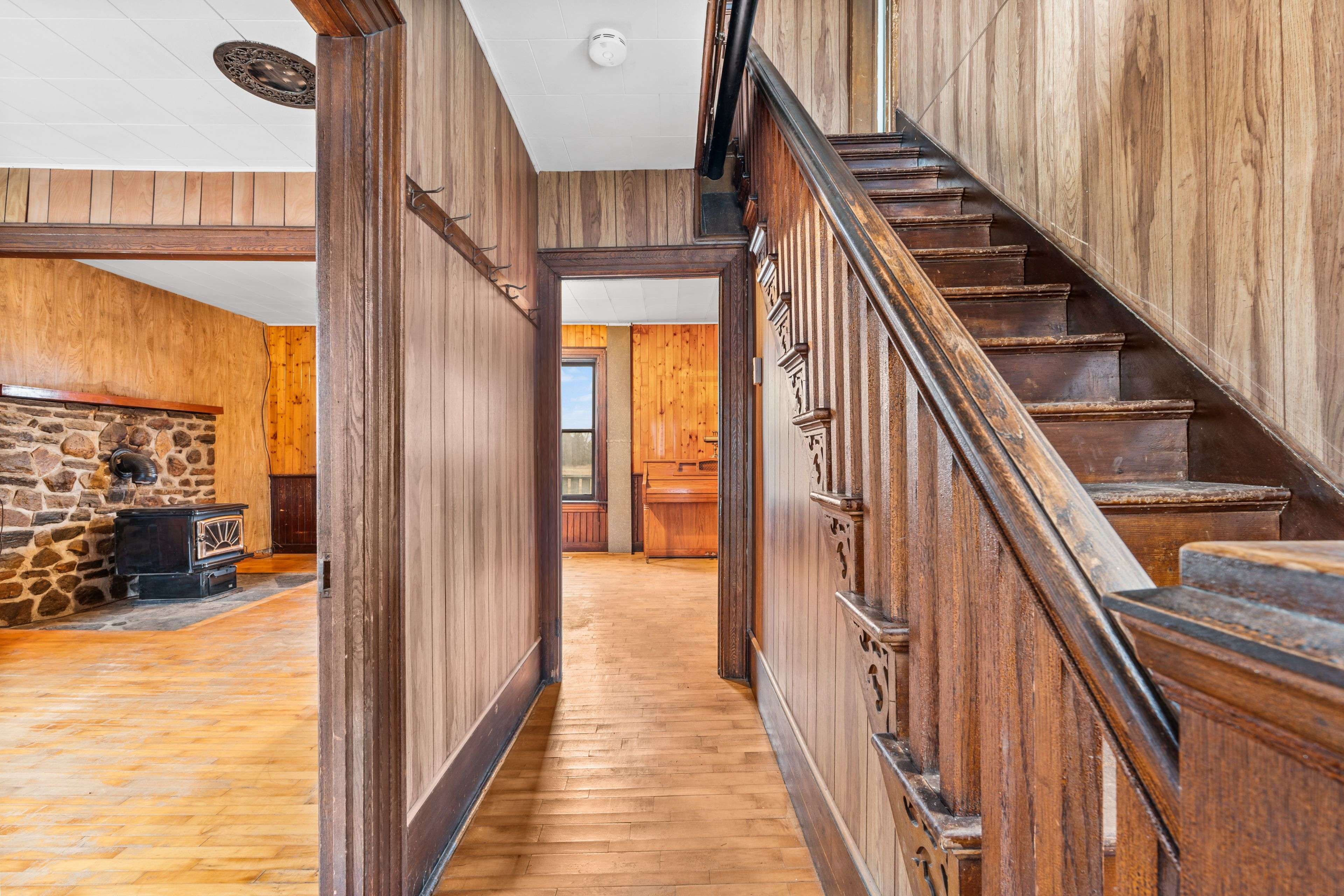 Frontenac, ON K0H 1T0,338 Burridge RD