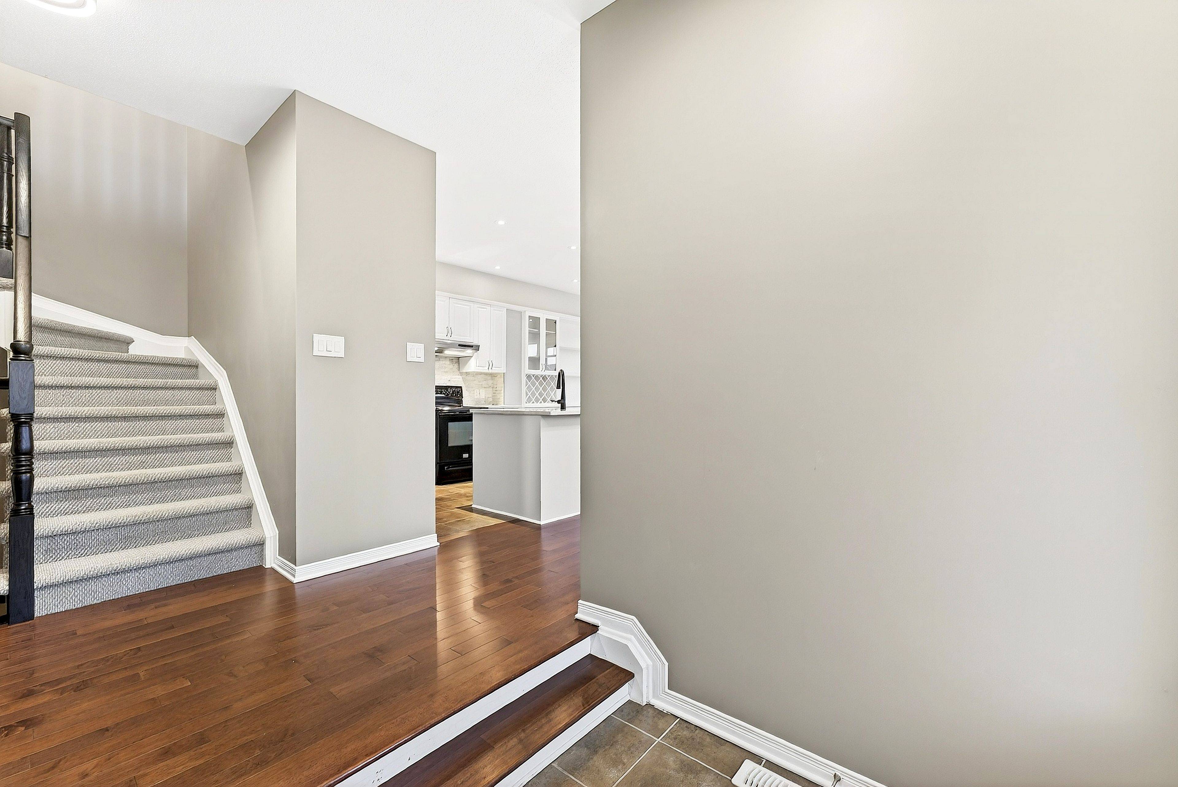 Blossom Park - Airport And Area, ON K1V 2K5,104 Eye Bright CRES