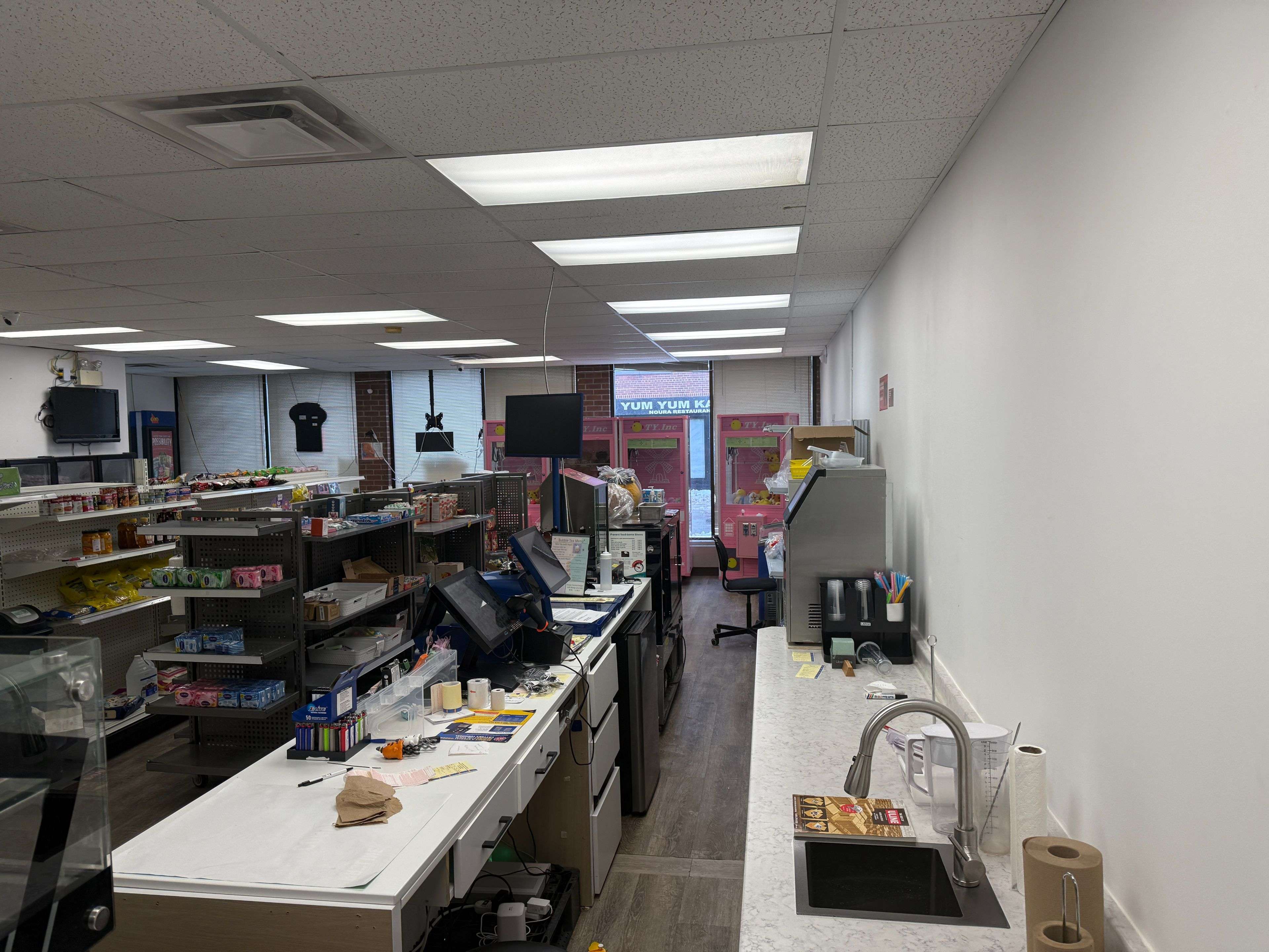 Guelph, ON N1H 2W8,46 Cork ST E #1