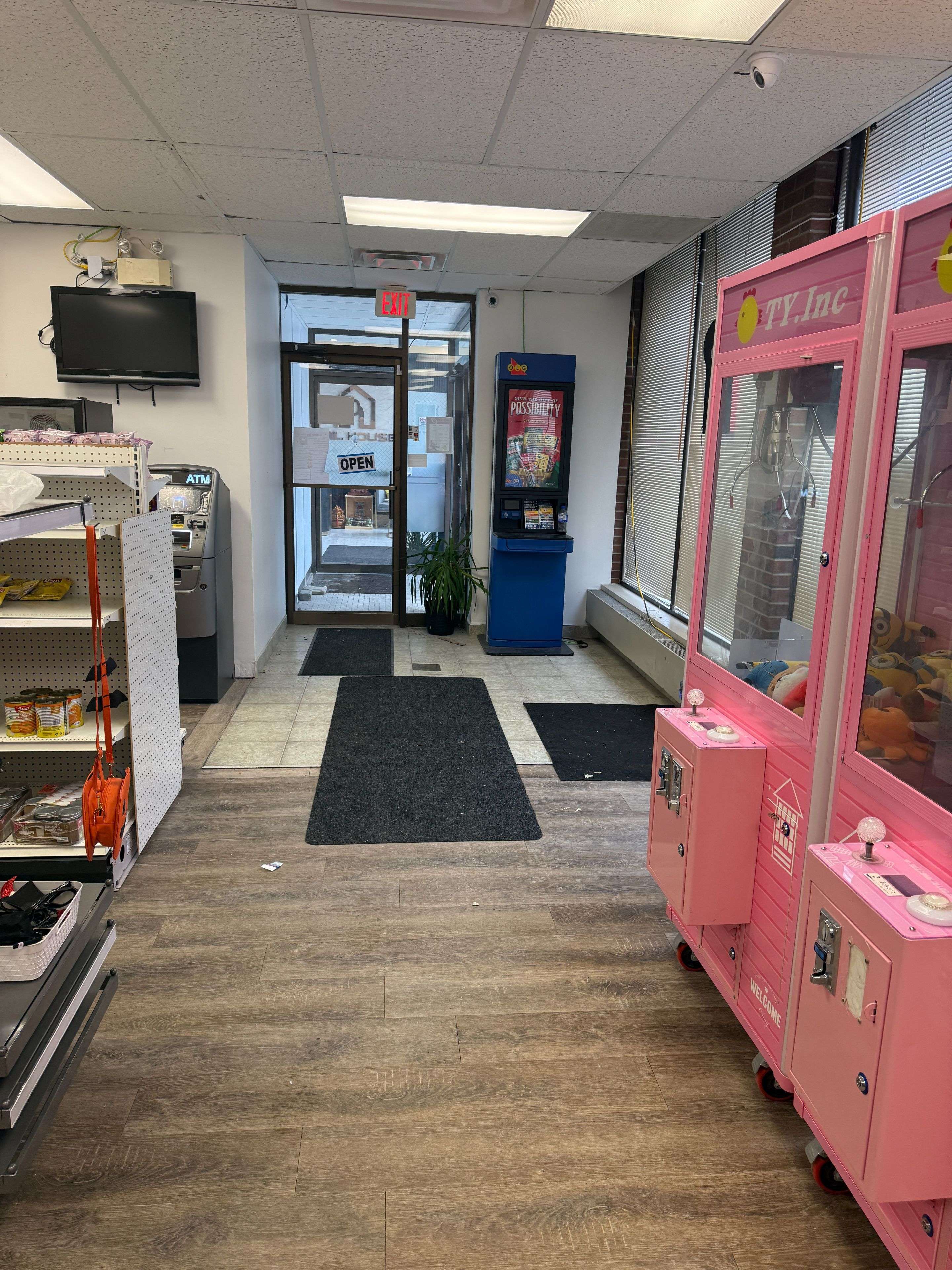 Guelph, ON N1H 2W8,46 Cork ST E #1