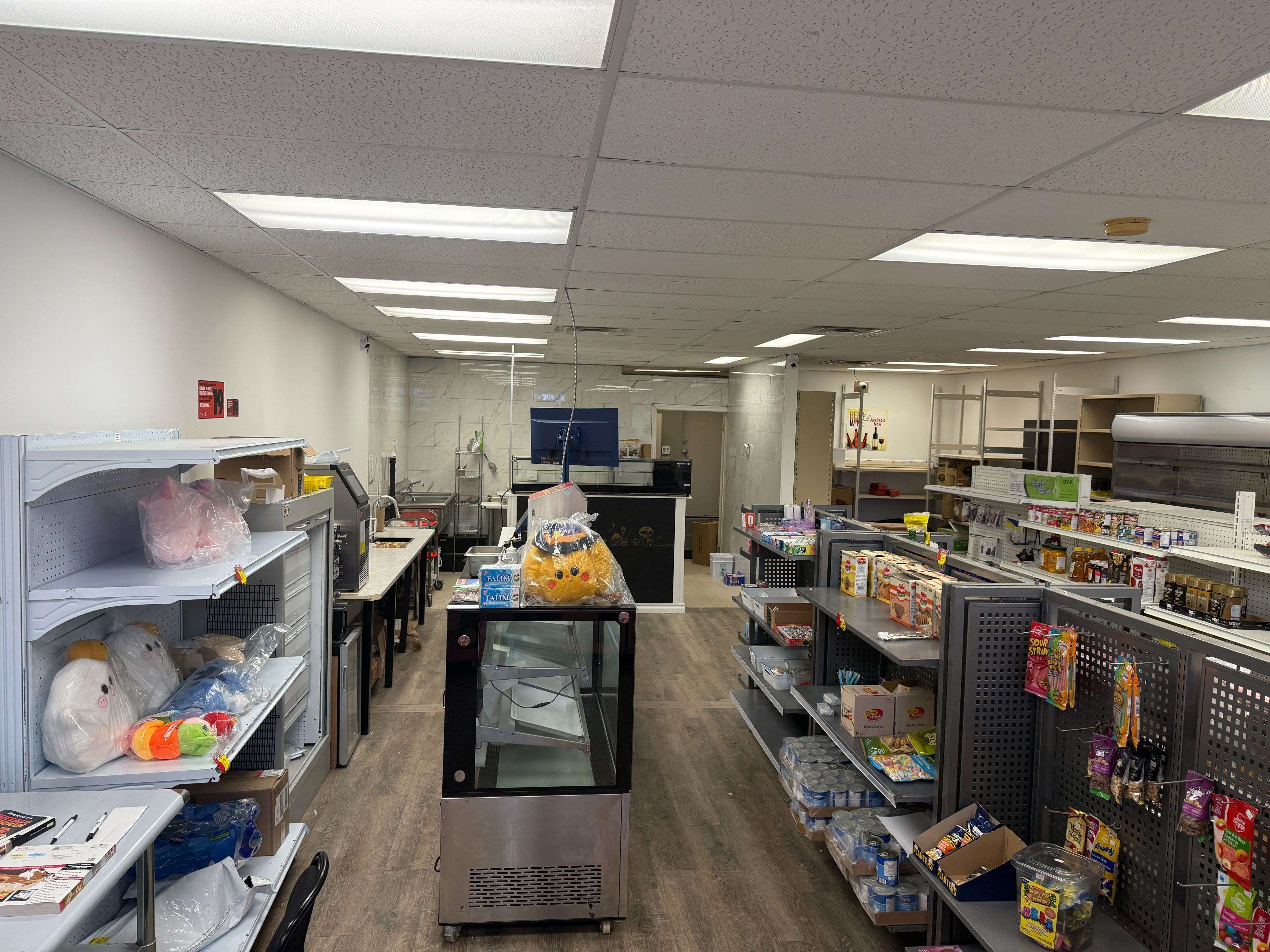 Guelph, ON N1H 2W8,46 Cork ST E #1