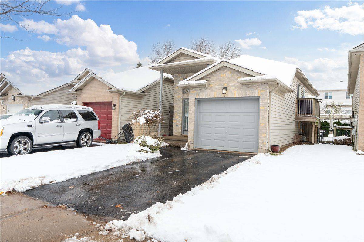 London East, ON N5V 5G6,474 Exmouth CIR