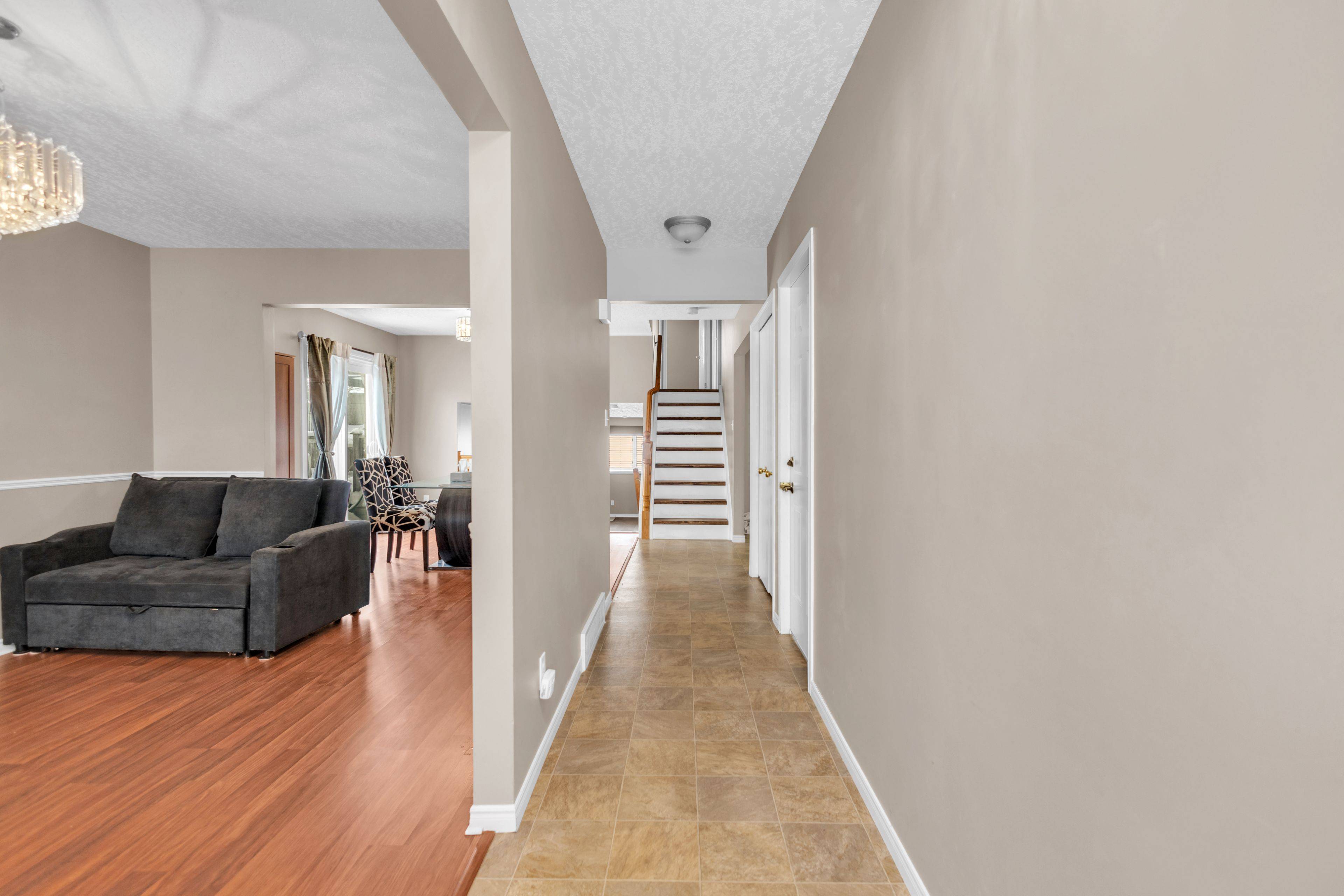 Kitchener, ON N2E 3M3,28 Ridgeway CRES