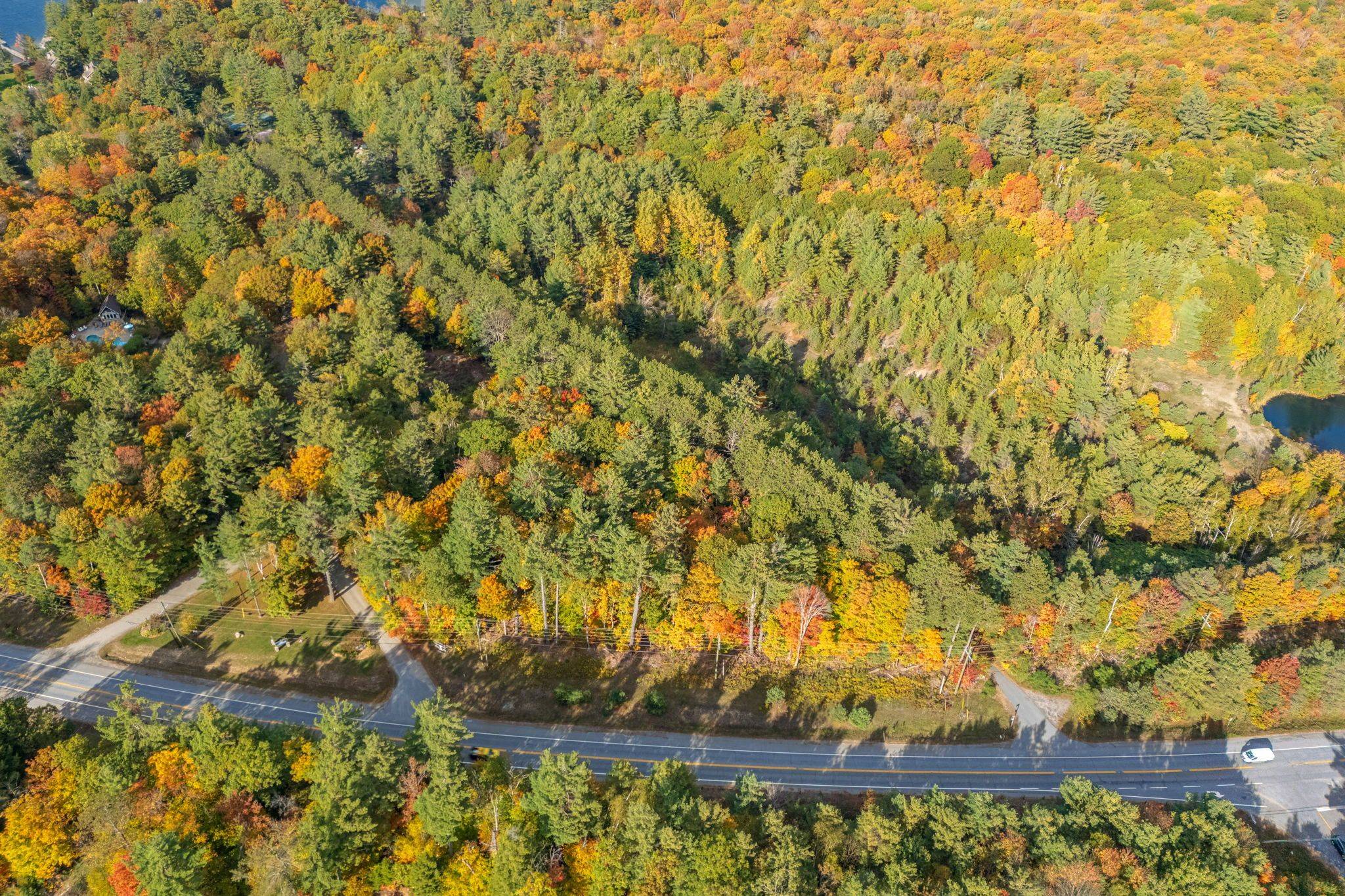 Muskoka Lakes, ON P0B 1J0,3864 Highway 118 N/A W