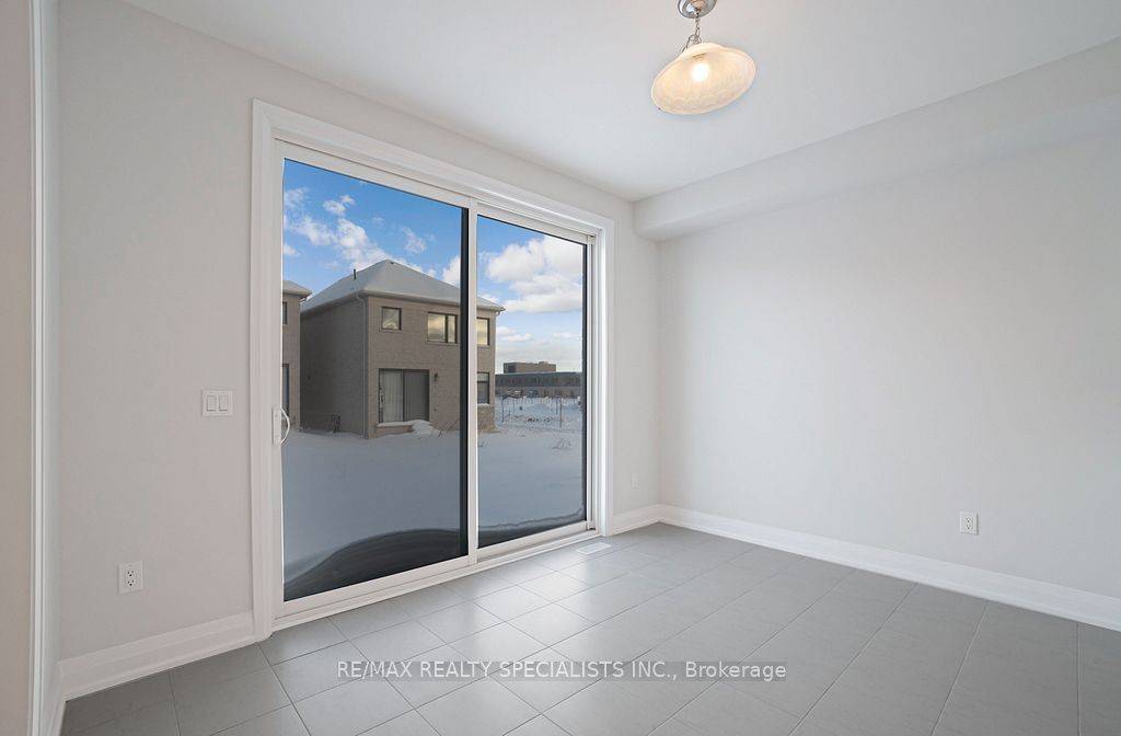 Woodstock, ON N4T 0N7,835 Queenston BLVD