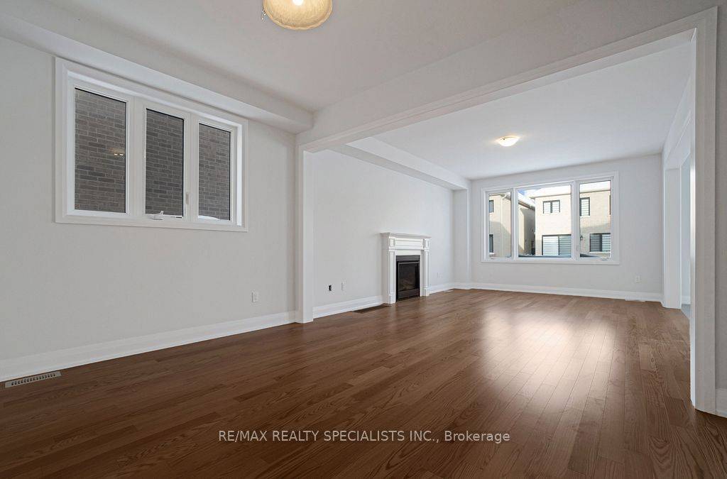 Woodstock, ON N4T 0N7,835 Queenston BLVD