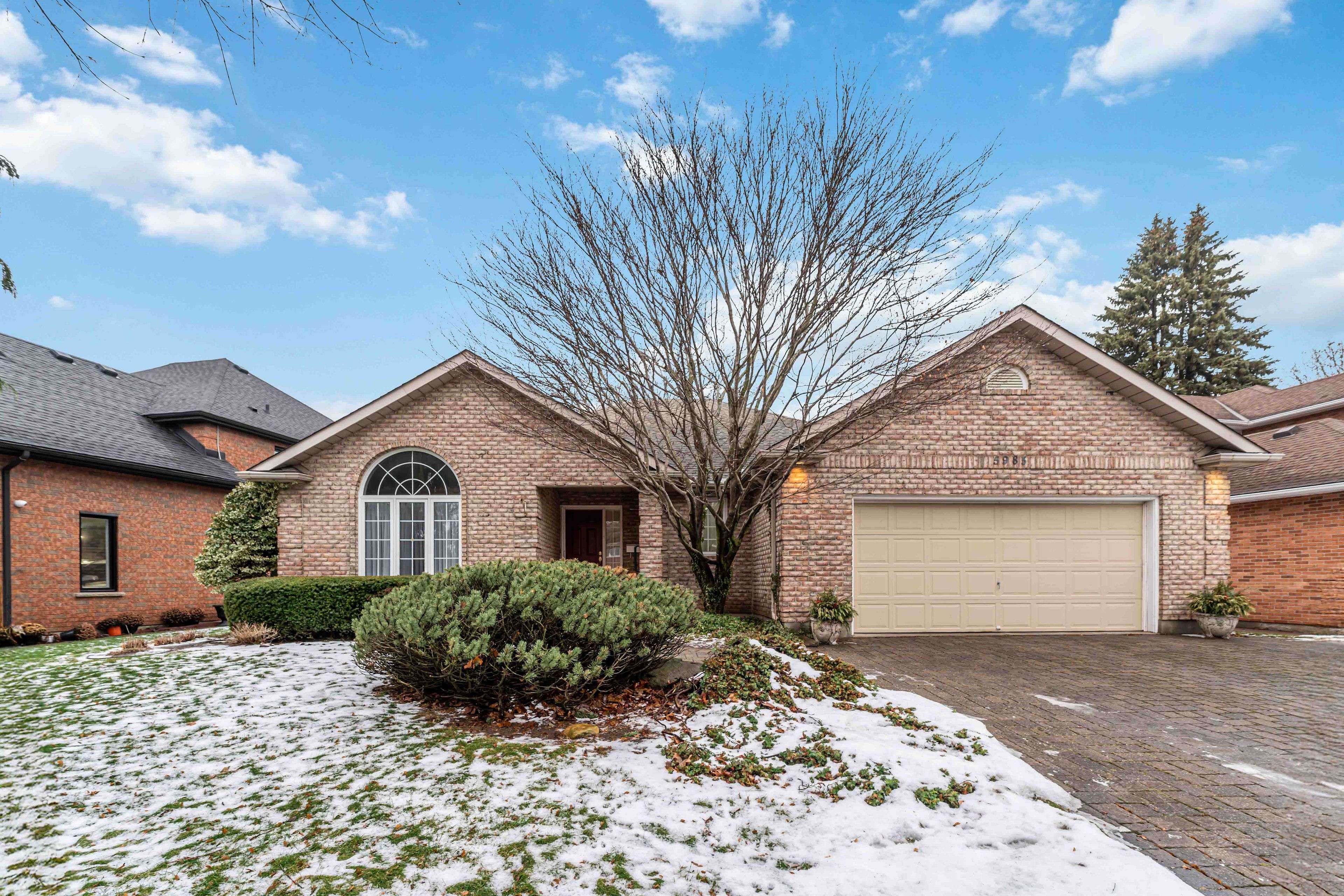 Niagara Falls, ON L2J 4H9,5985 Mountaingate DR