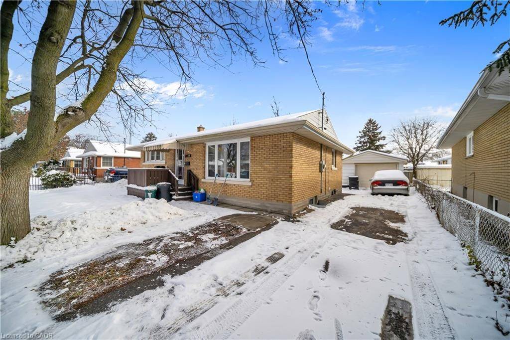 Kitchener, ON N2C 1R9,259 Franklin ST S