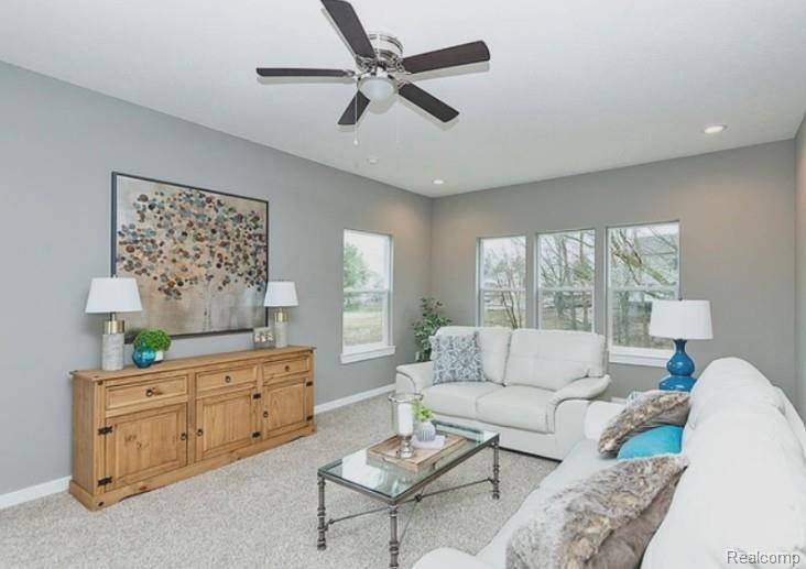 Owosso, MI 48867,553 W Wildwood DR