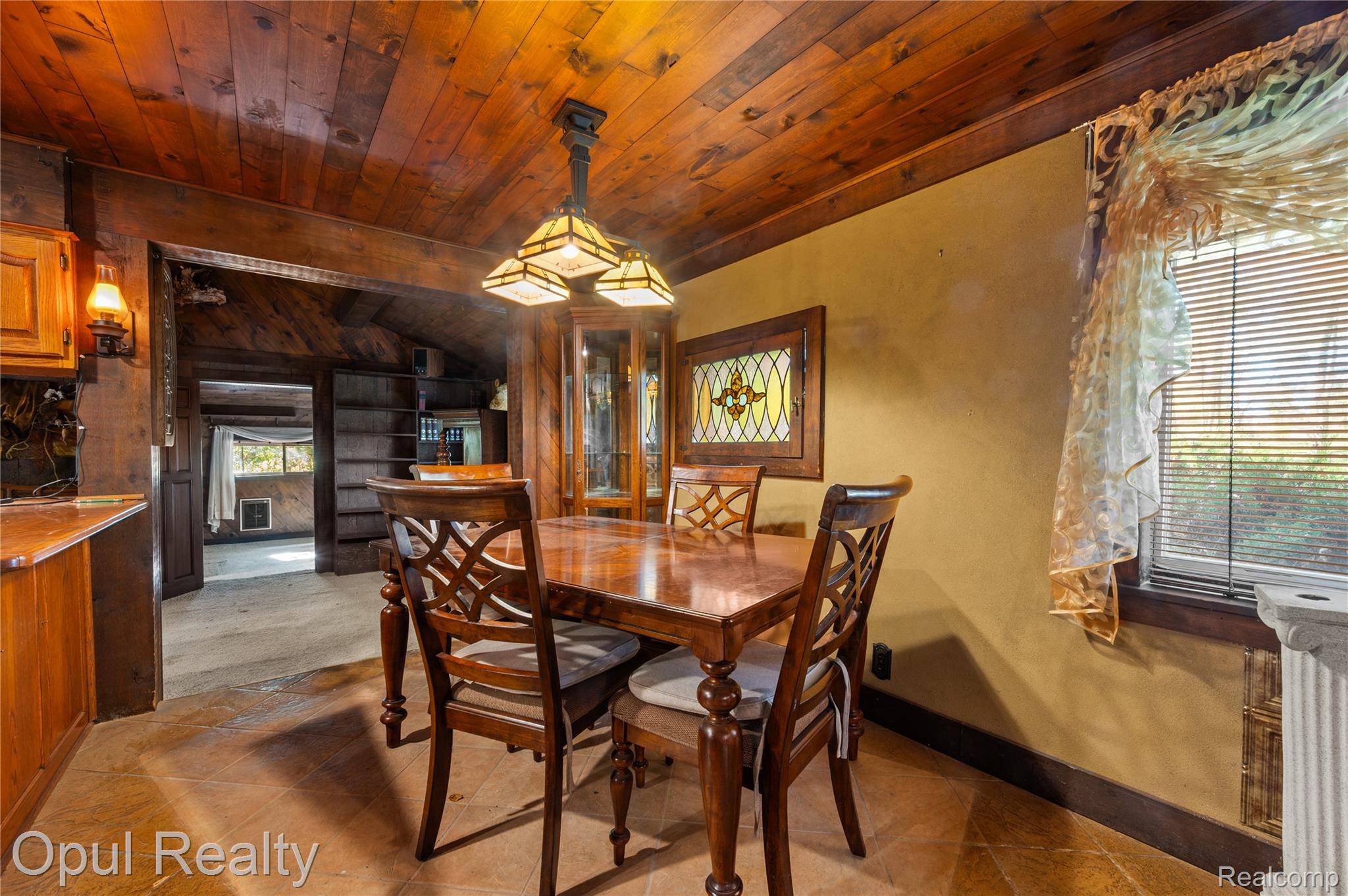 Romulus, MI 48174,12325 Hannan RD