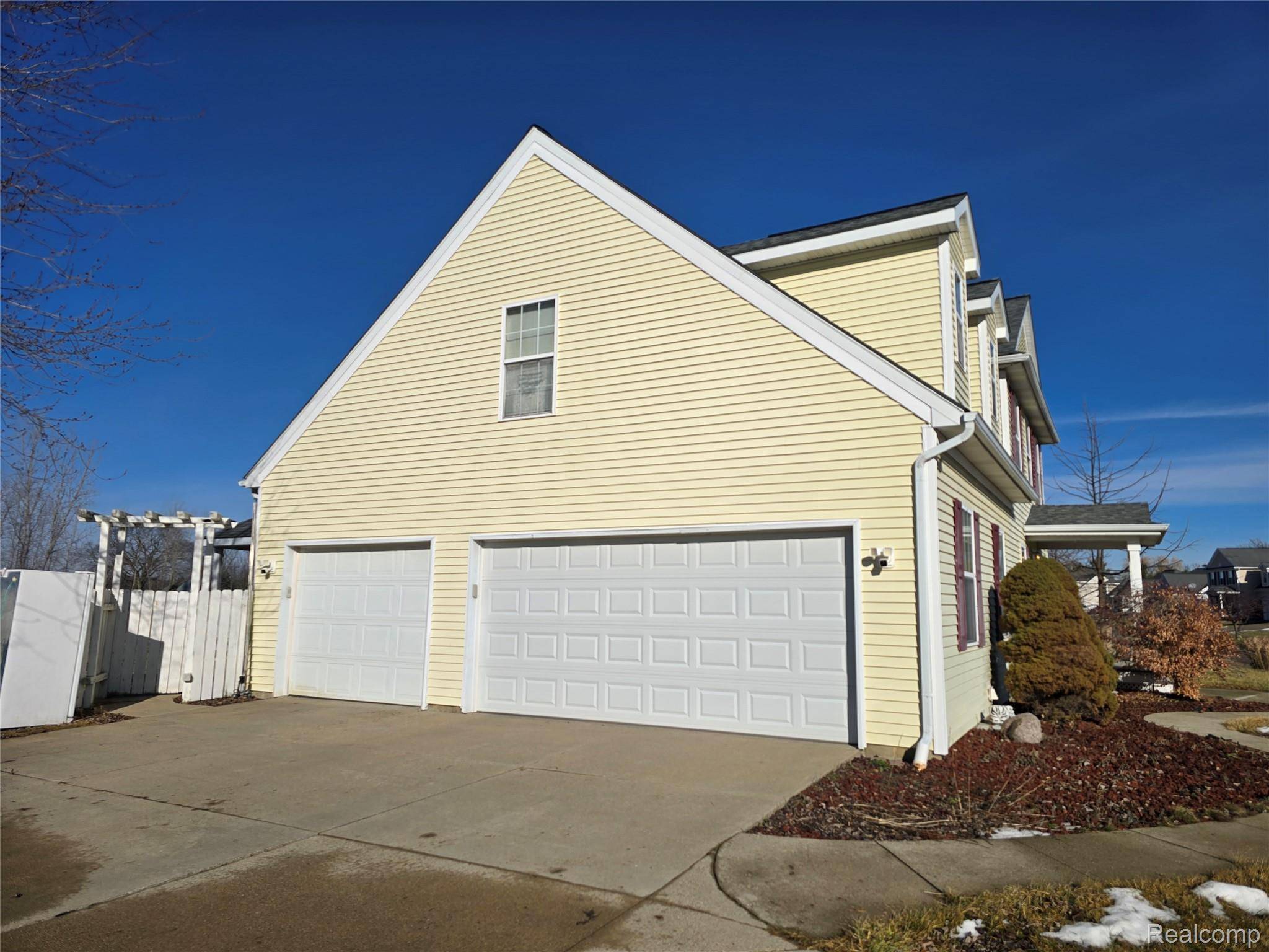 Linden, MI 48451,13046 Stony Brook PASS