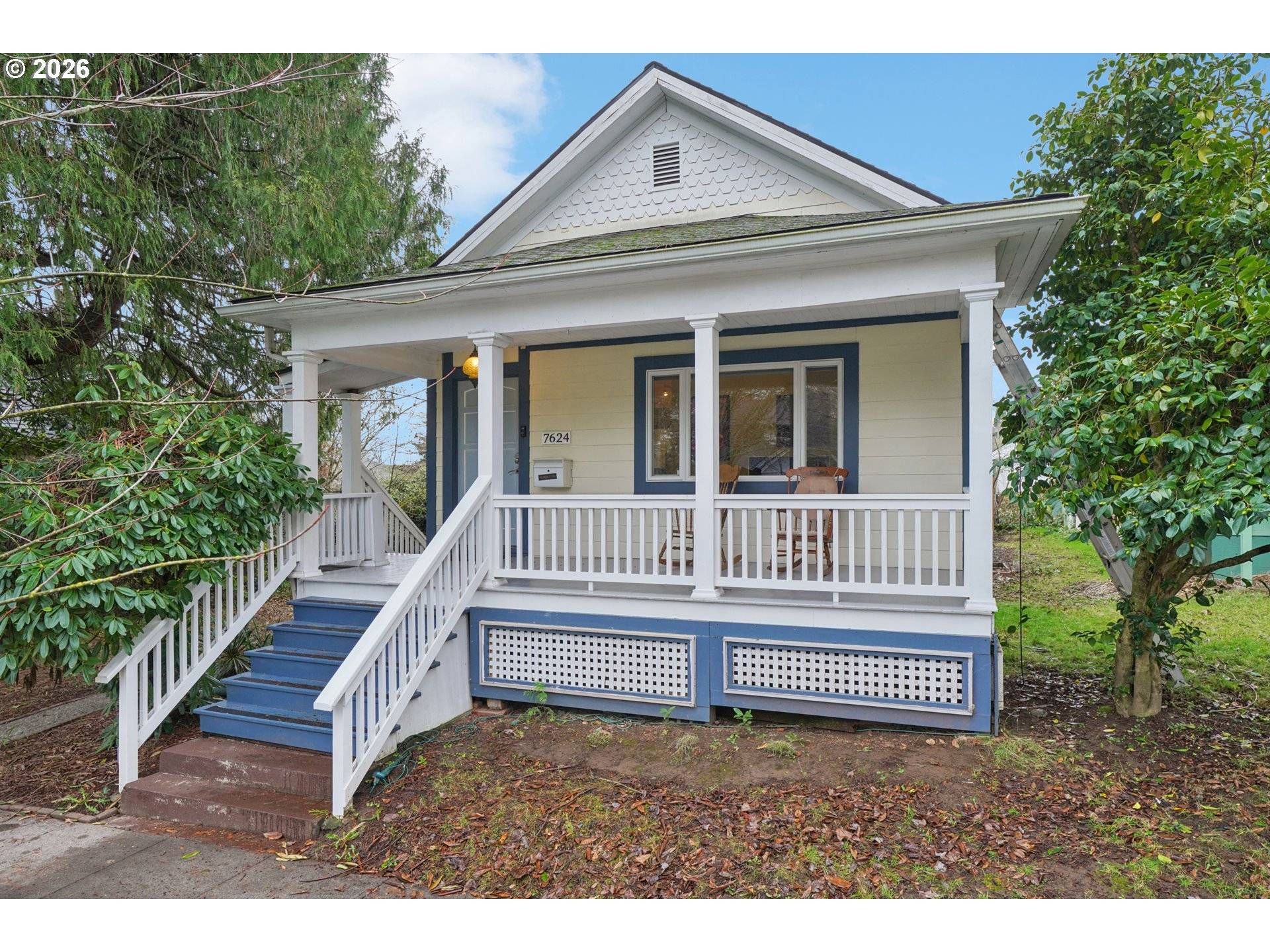 Portland, OR 97215,7624 SE MORRISON ST