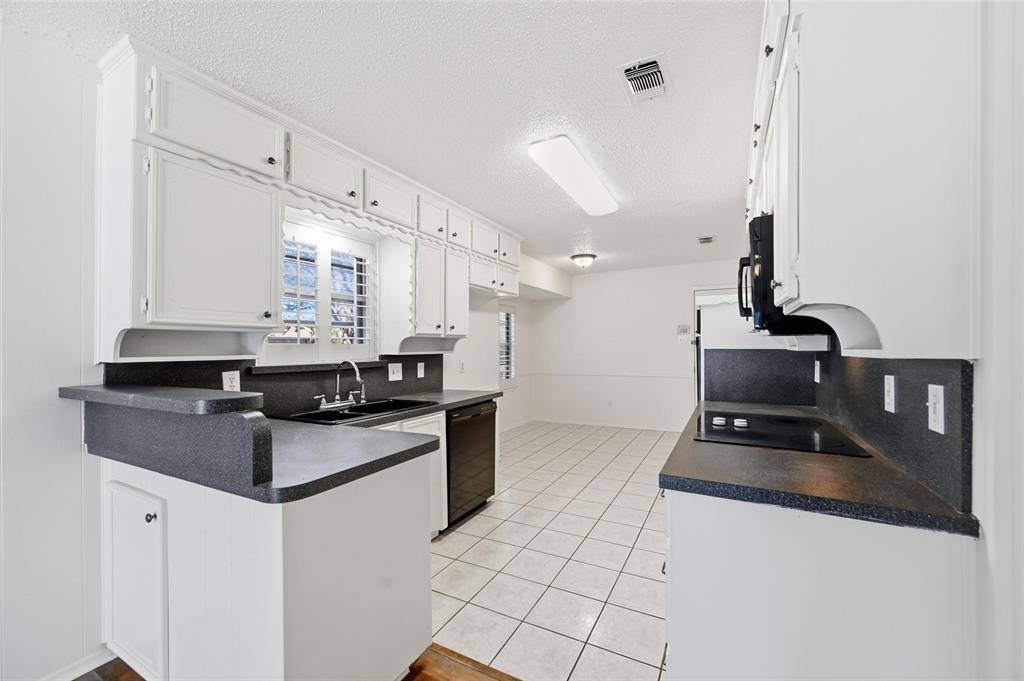 Edgecliff Village, TX 76134,6320 Lunar Drive