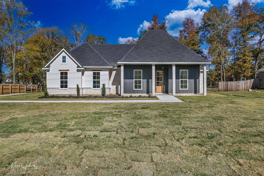 Stonewall, LA 71078,674 Rambin Road