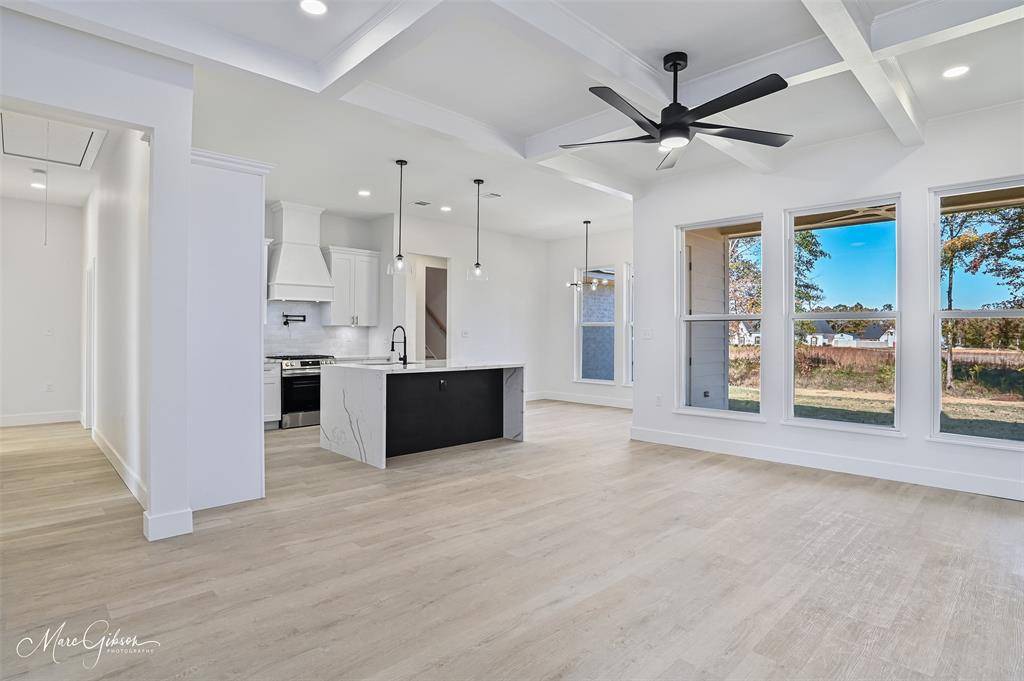 Stonewall, LA 71078,674 Rambin Road