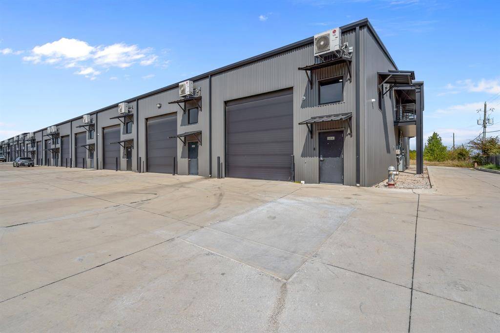 White Settlement, TX 76108,1400 N Las Vegas Trail #114