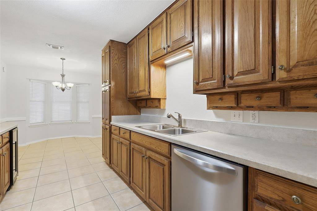 Burleson, TX 76028,508 Arbor Lane