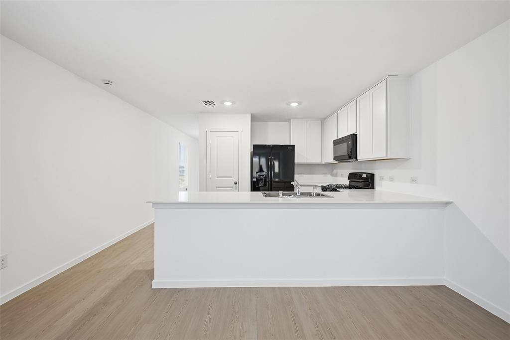 Princeton, TX 75407,1037 Raintree Road