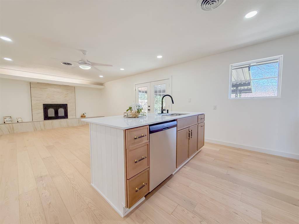 Fort Worth, TX 76133,5809 Winifred Drive