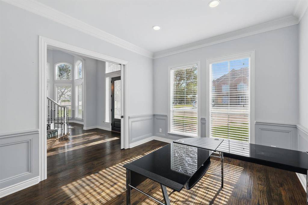 Irving, TX 75038,2023 Crockett Circle