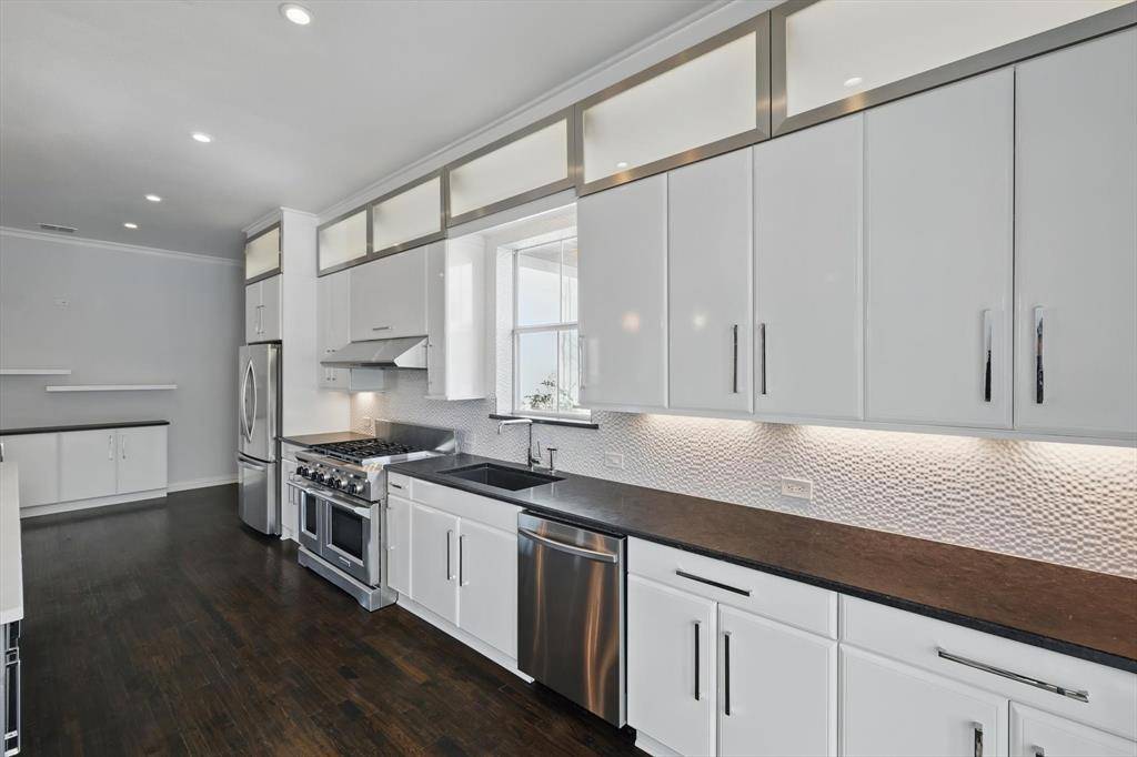 Irving, TX 75038,2023 Crockett Circle