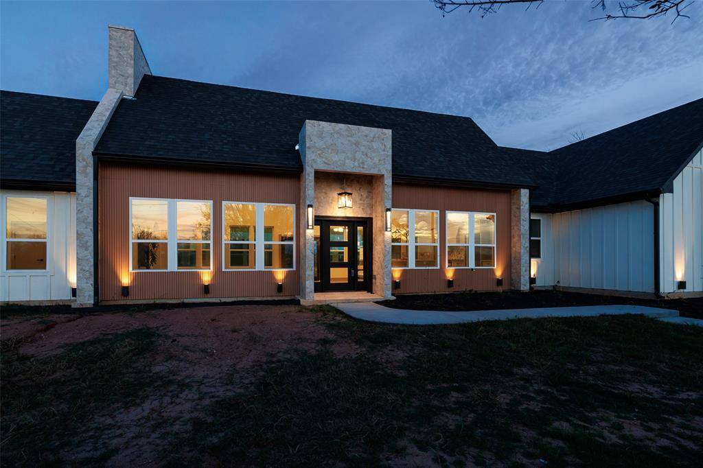 Joshua, TX 76058,7404 N Sundance Dr