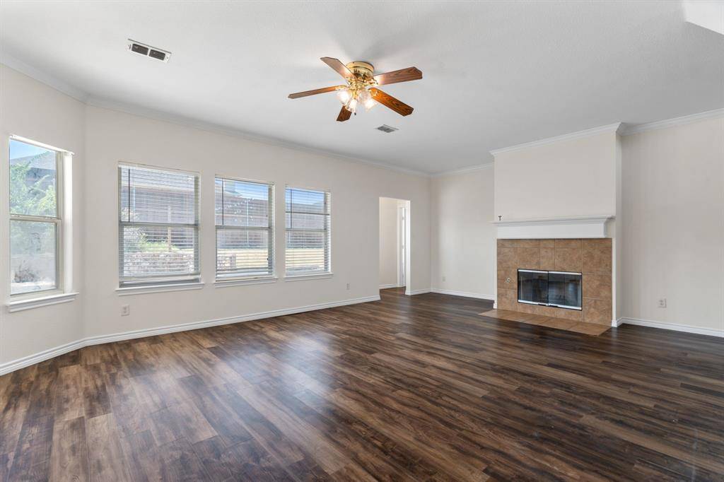 Kennedale, TX 76060,1030 Estates Drive