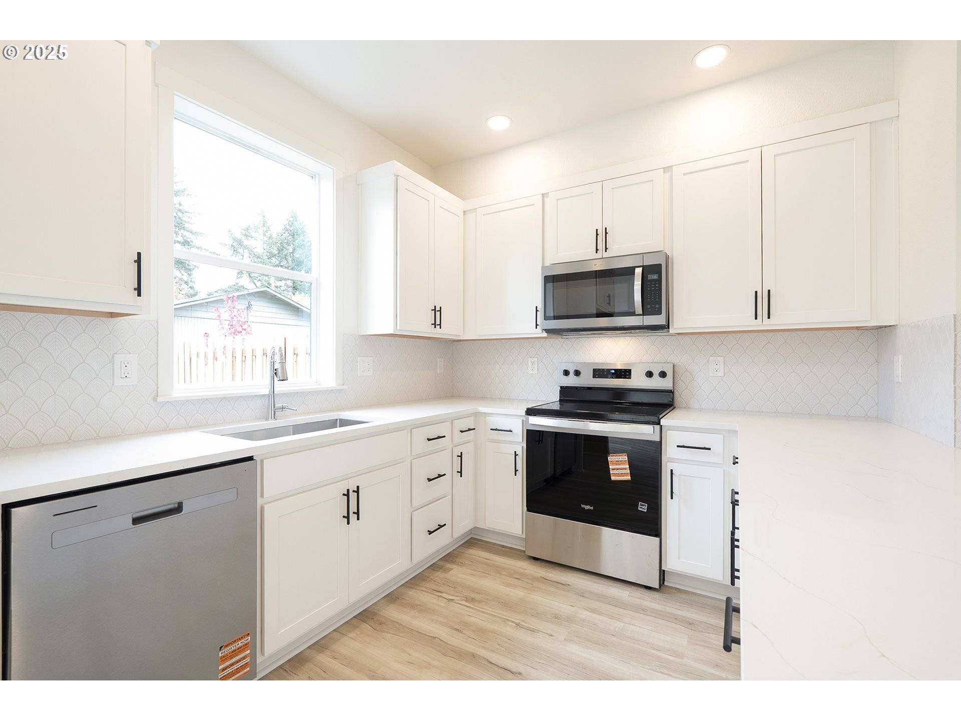 Portland, OR 97236,14720 SE POWELL BLVD