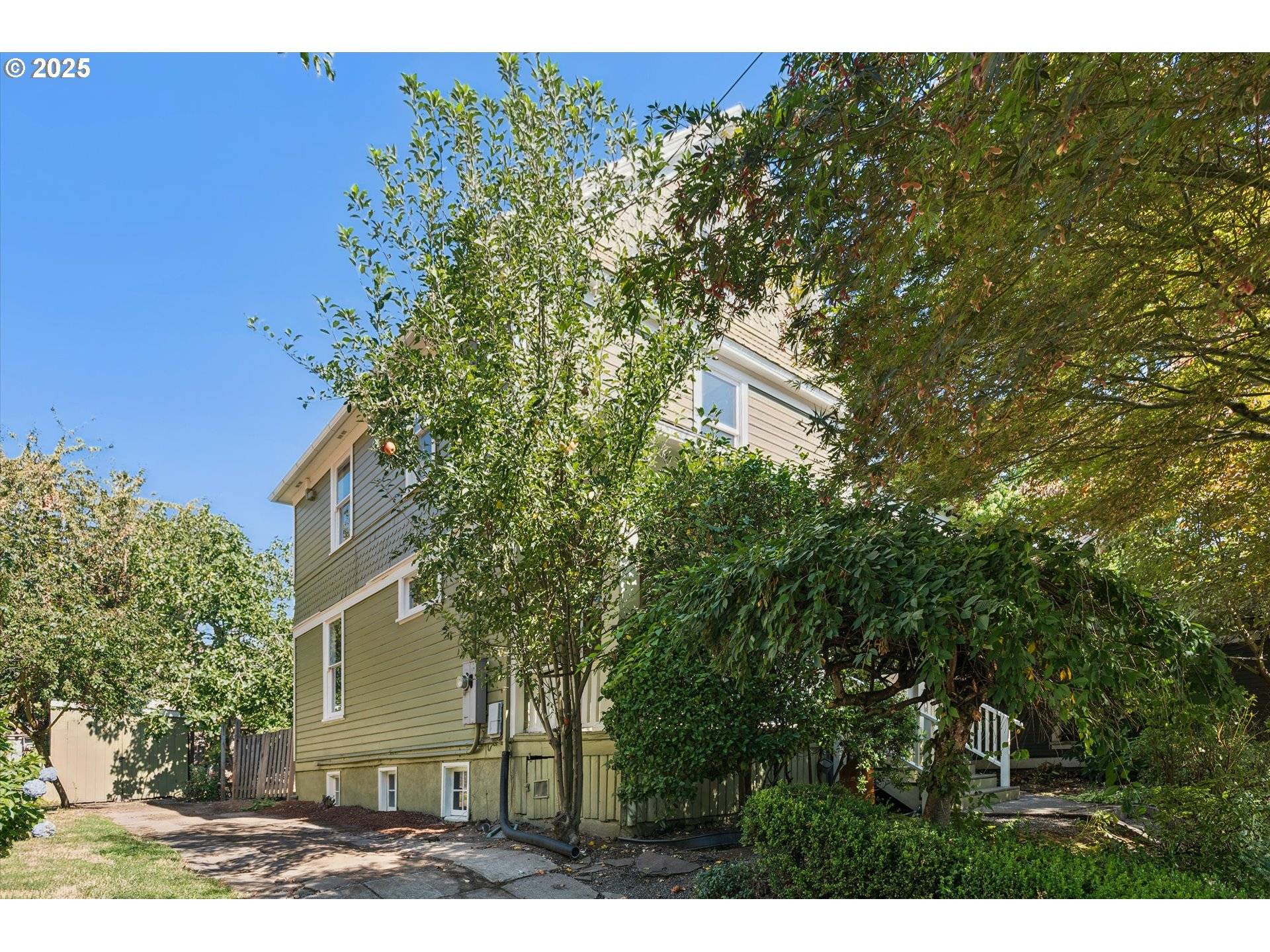 Portland, OR 97214,3923 SE MAIN ST