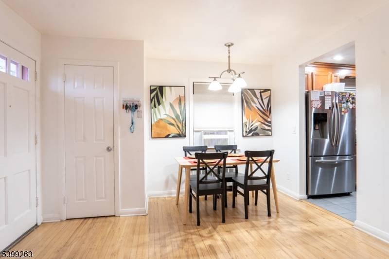 Clifton City, NJ 07012,89 Susan Ct