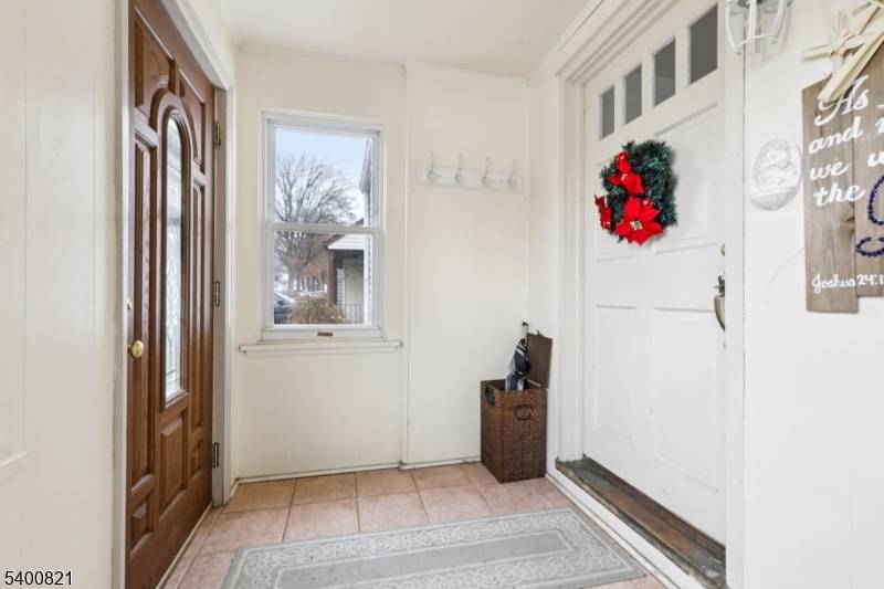 Hillside Twp., NJ 07205,376 Hollywood Ave