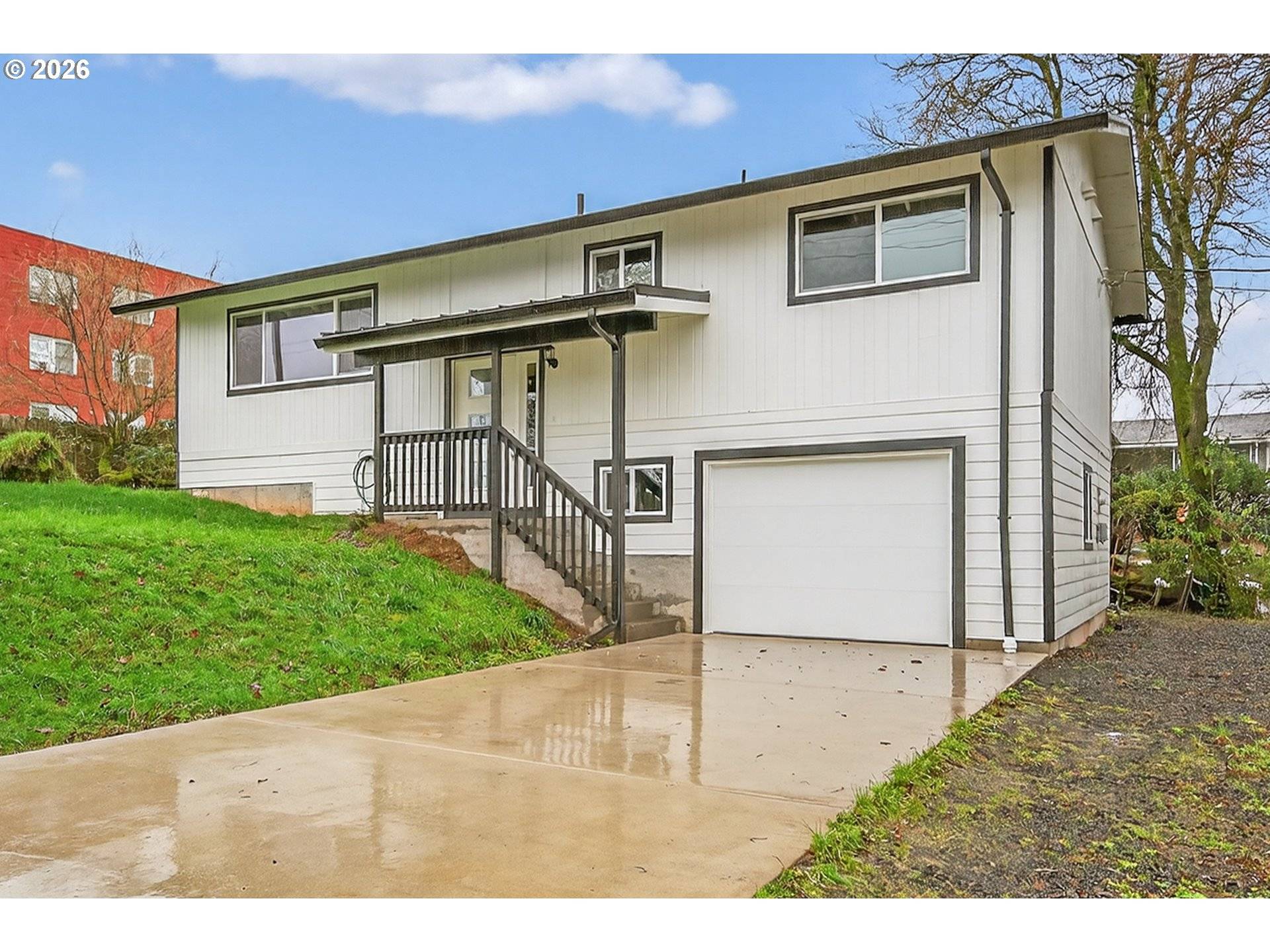 St Helens, OR 97051,271 TUALATIN ST