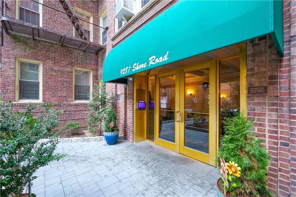 Brooklyn, NY 11209,9281 Shore RD #220