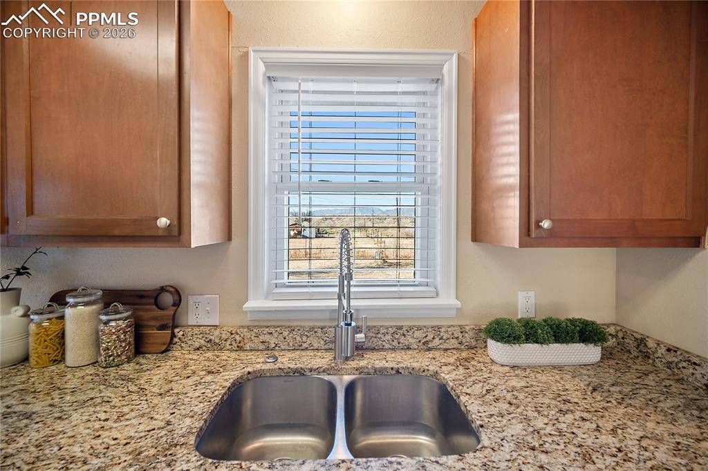 Fountain, CO 80817,521 Clearview DR