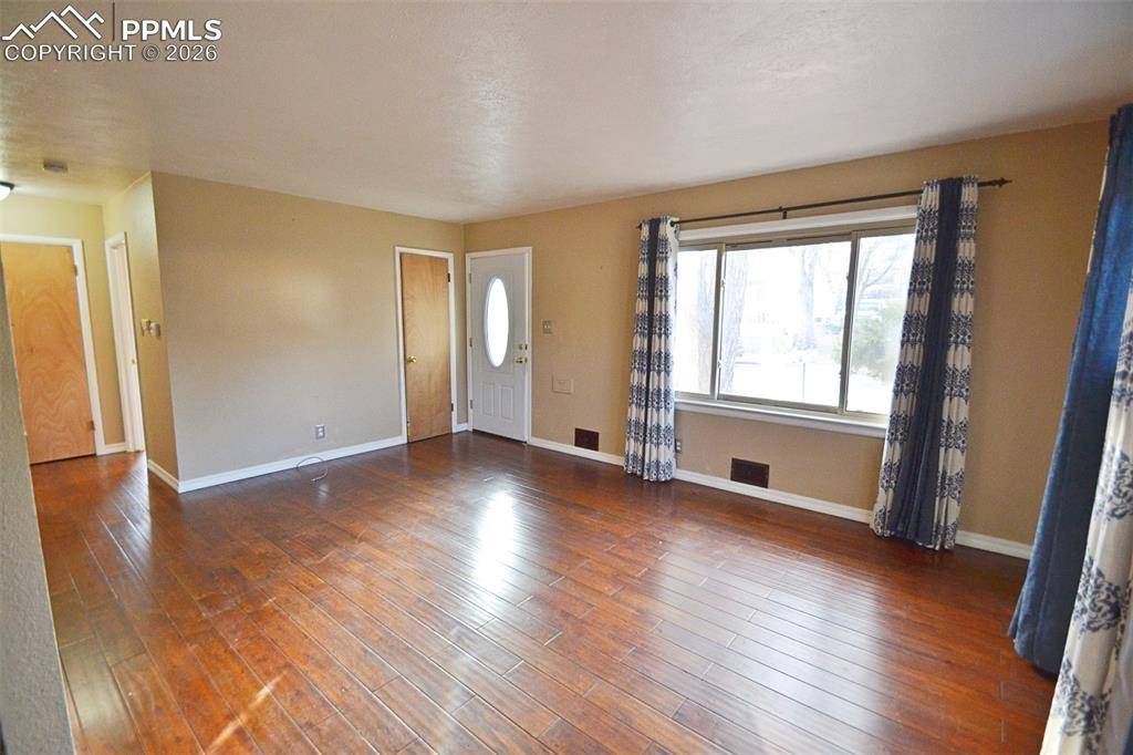 Colorado Springs, CO 80906,24-26 Mt Washington DR