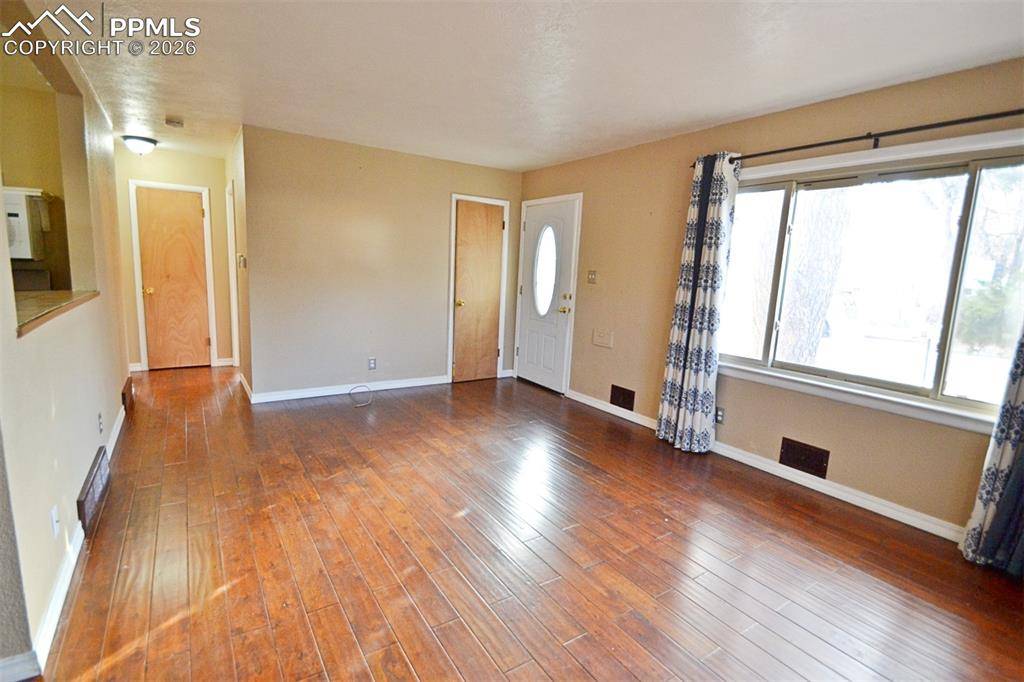 Colorado Springs, CO 80906,24-26 Mt Washington DR