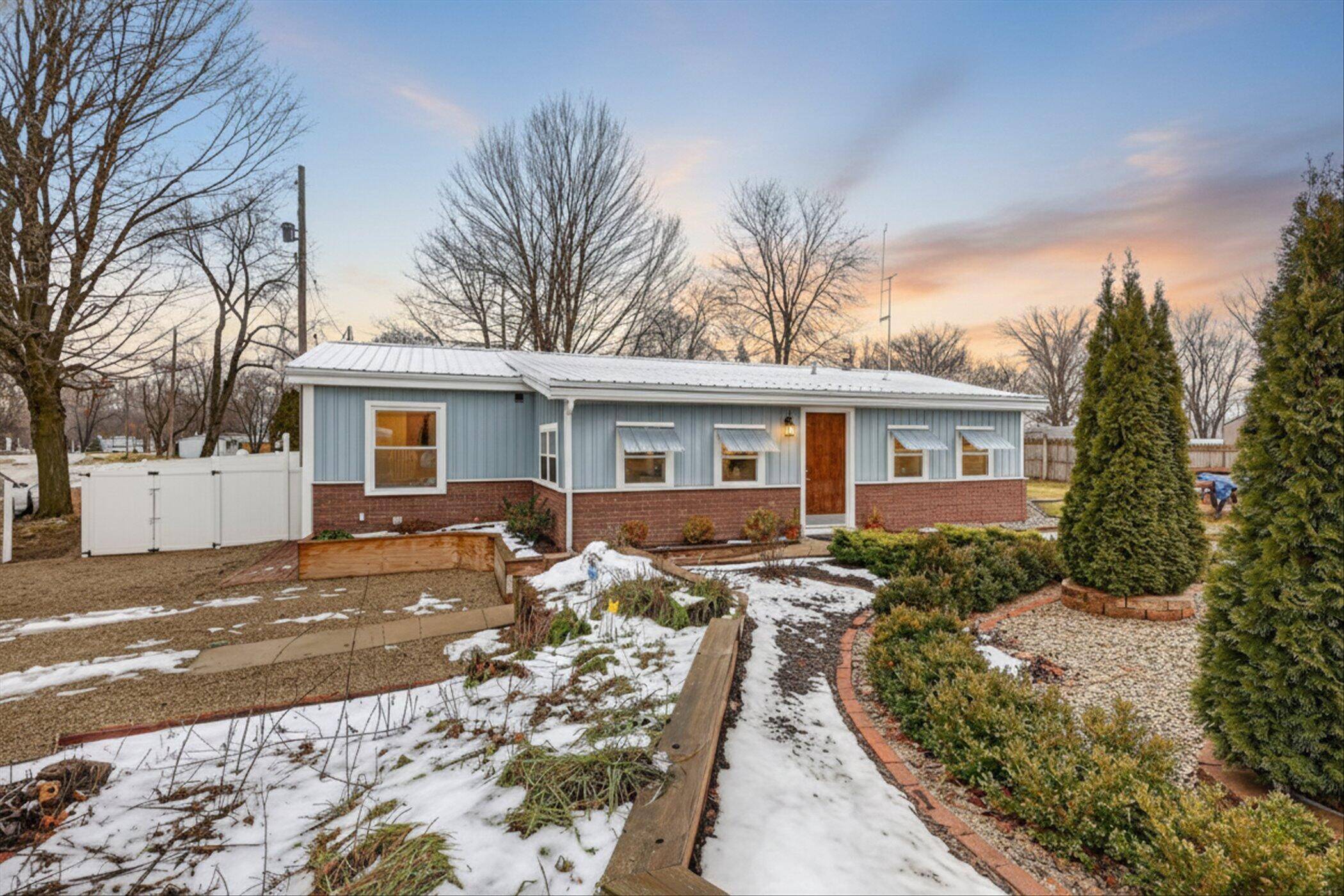 Hastings, MI 49058,1296 Charlton DR