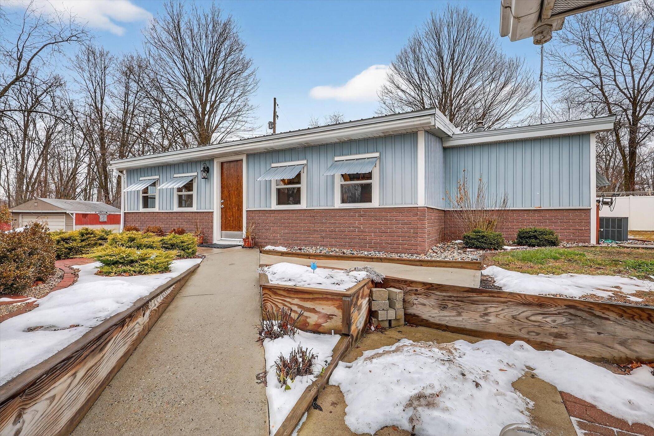 Hastings, MI 49058,1296 Charlton DR