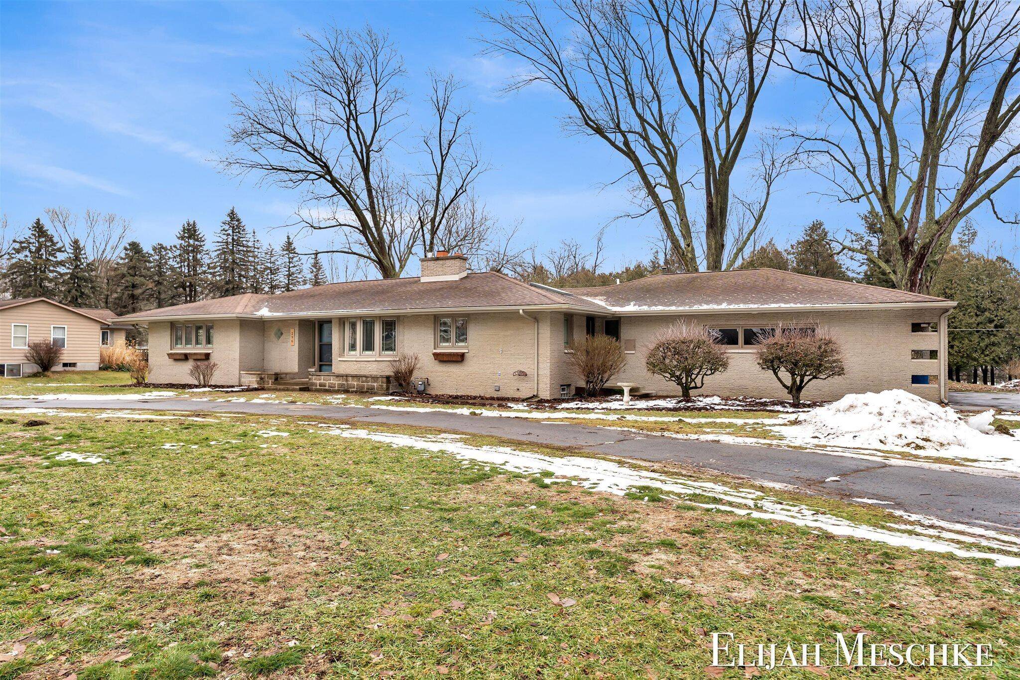 Coopersville, MI 49404,296 Henry ST