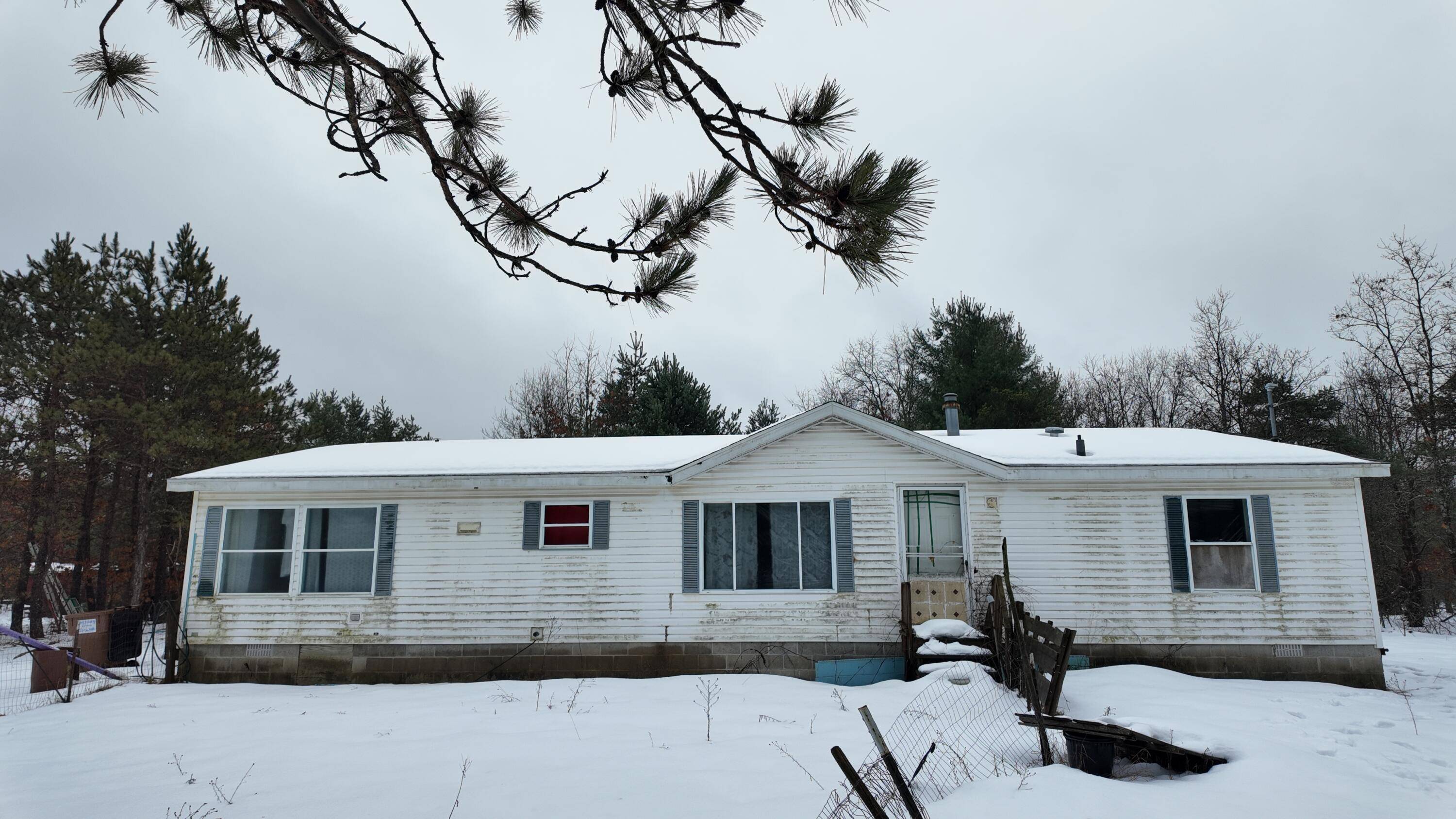 Holton, MI 49425,4901 Brunswick RD