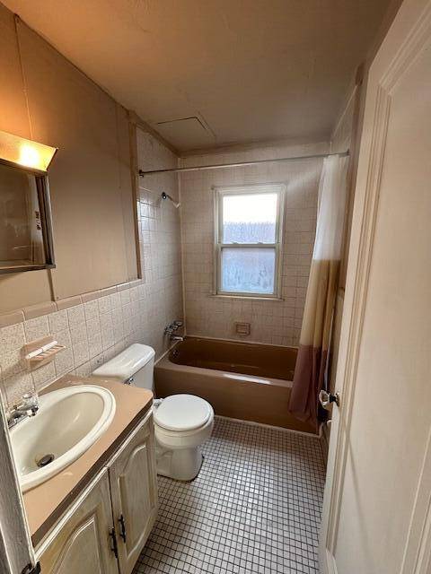 Detroit, MI 48238,2962 Ewald CIR