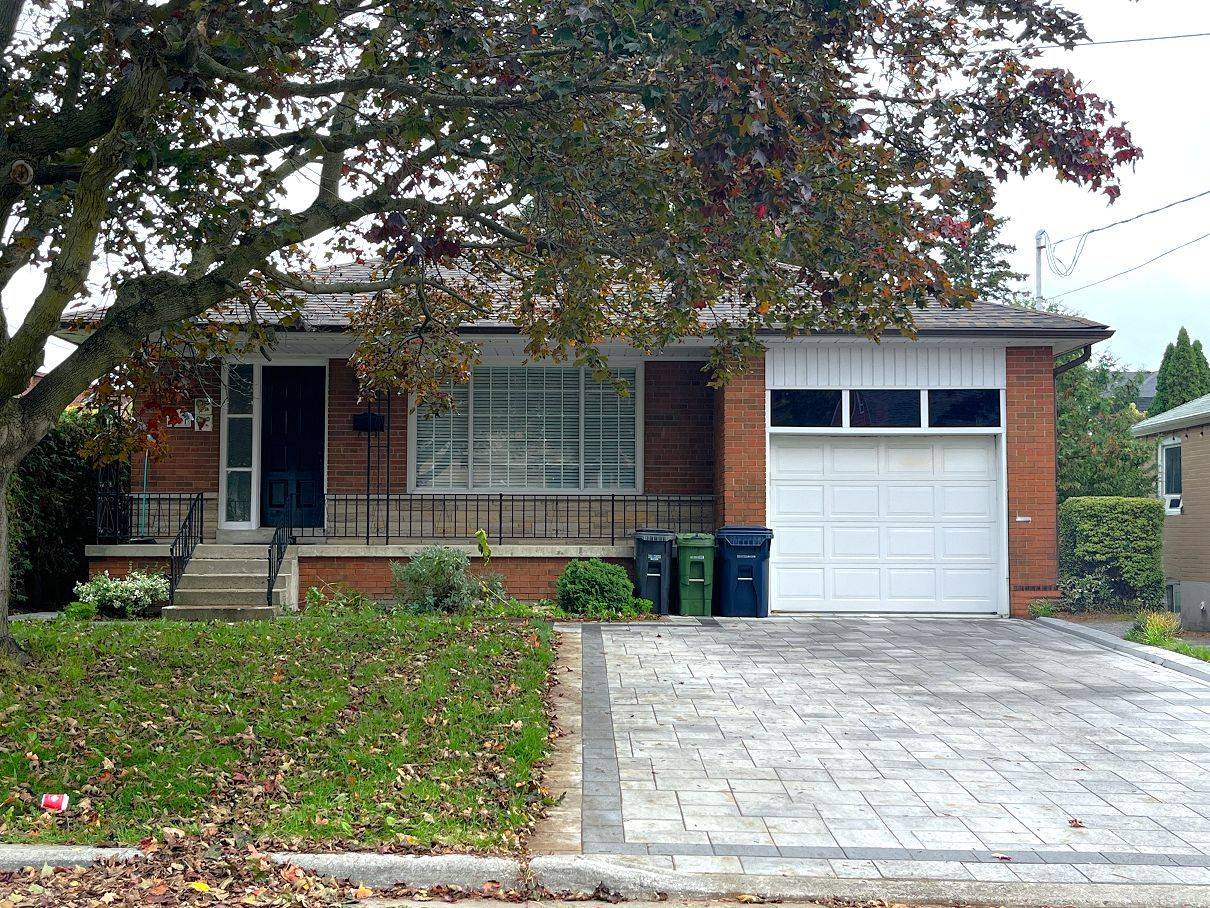 Toronto C07, ON M2M 1A9,201 Hendon AVE #Main Floor