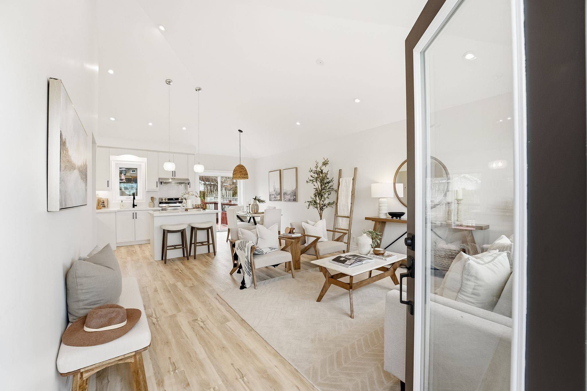 Oshawa, ON L1J 1J7,1346 Scugog AVE