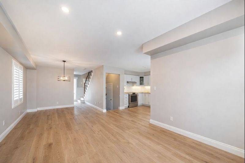 Clarington, ON L1C 0P1,39 Robb LN