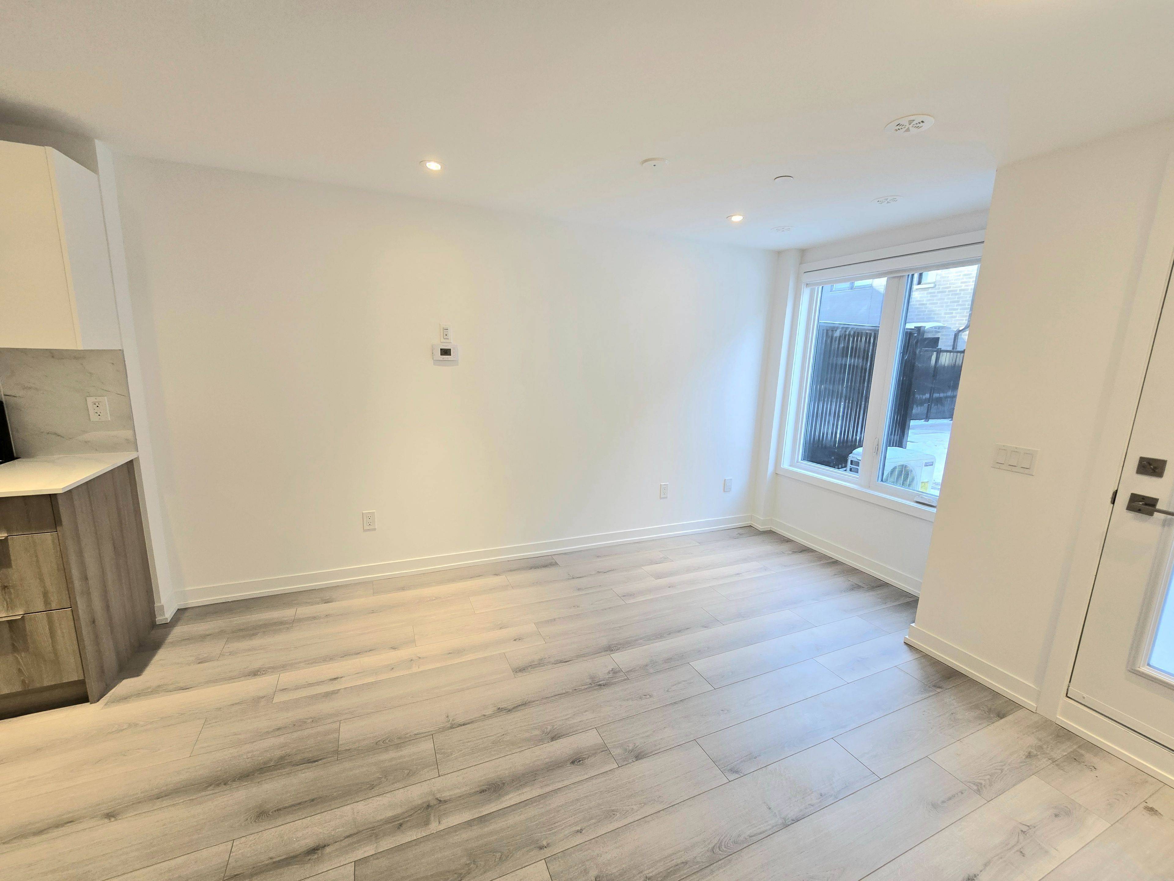 Toronto E05, ON M1W 2H1,30 Calamint LN #44