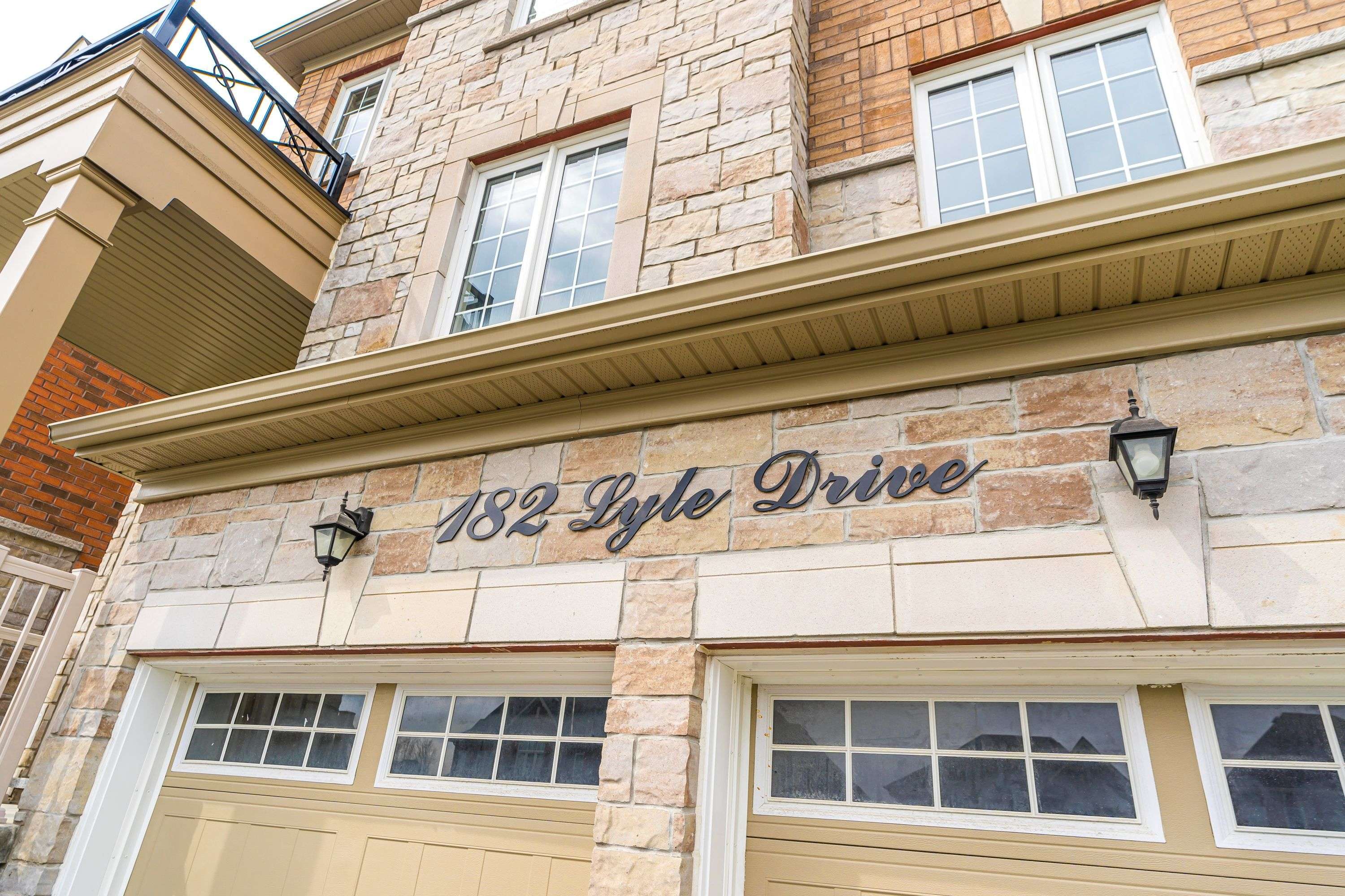 Clarington, ON L1C 0V6,182 Lyle DR