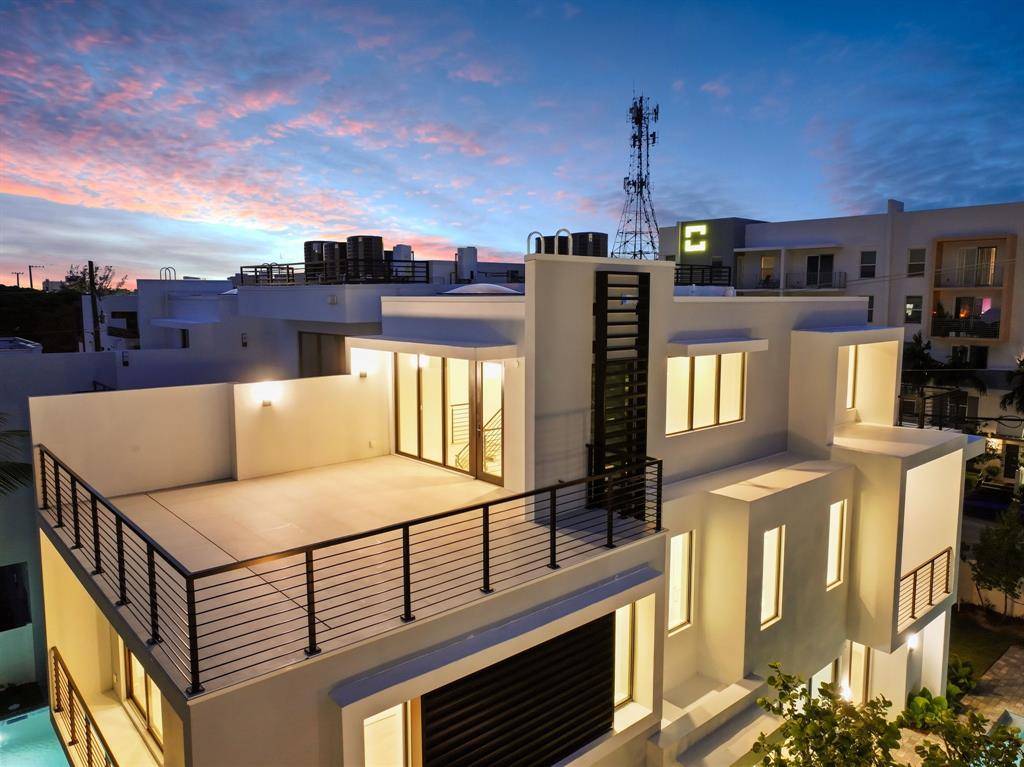 Delray Beach, FL 33483,204 Osceola Park Lane