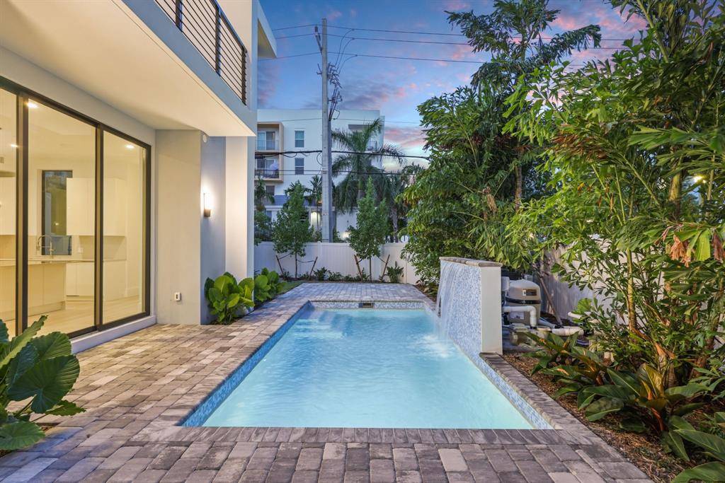 Delray Beach, FL 33483,204 Osceola Park Lane